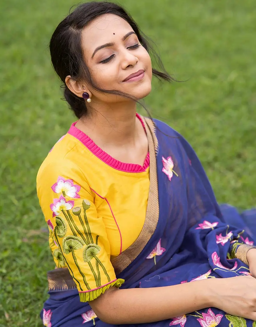 Jheel Komol Blouse