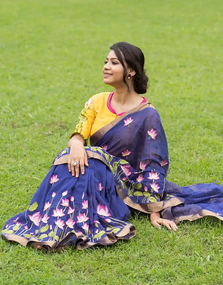 Jheel Komol Saree