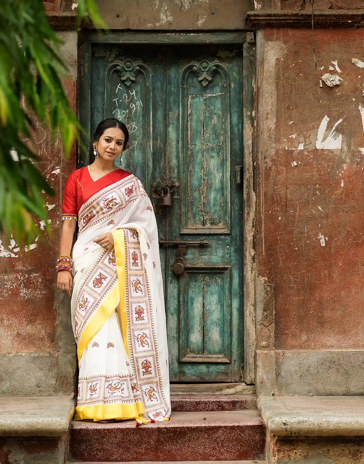 Monpura Saree