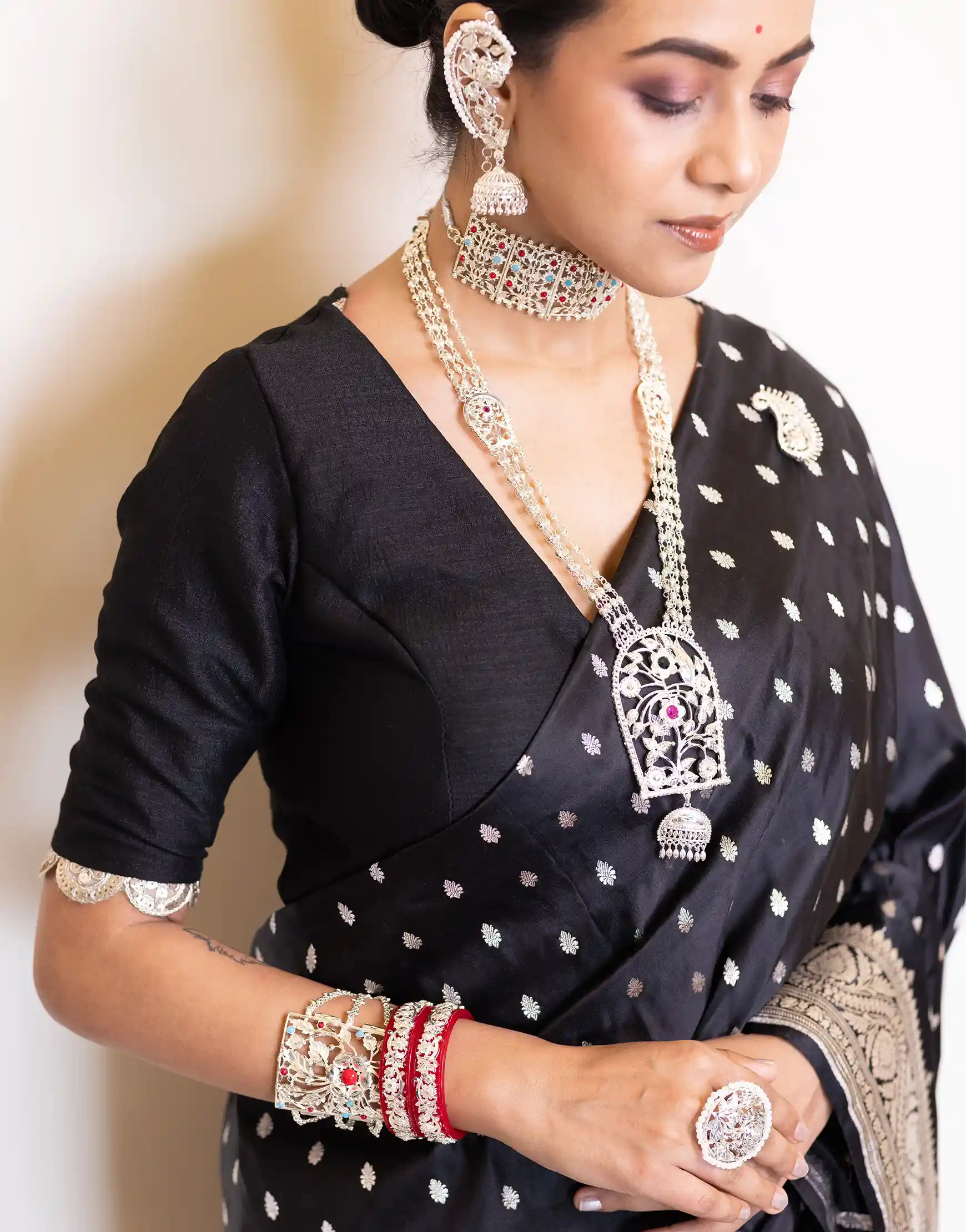 Motor Dana Shitahaar & Stud