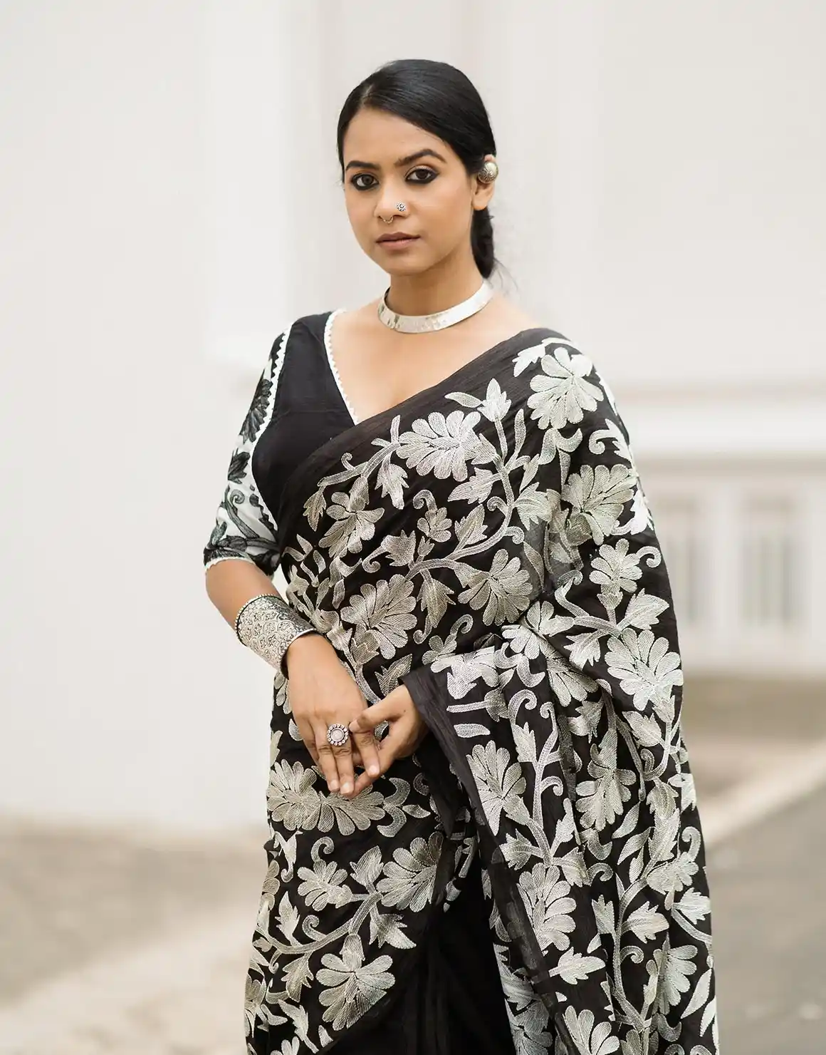 Nishipoddo Saree