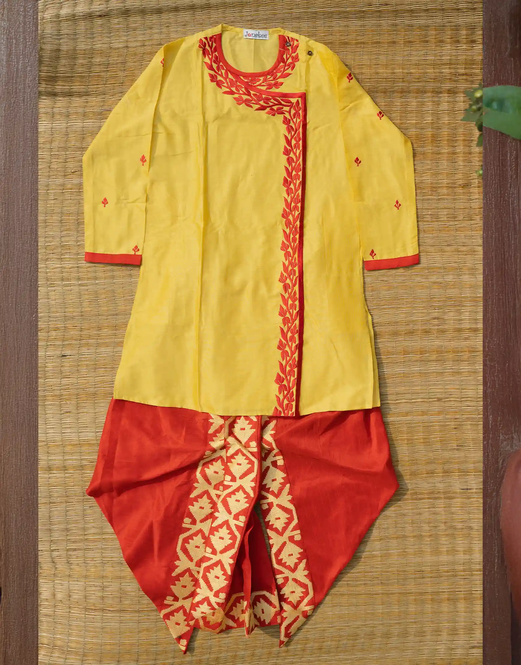 Sobai Raja Dhuti Punjabi Set